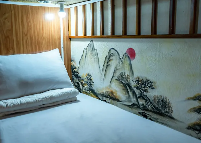 Saigon Capsule Hostel - Adults Only