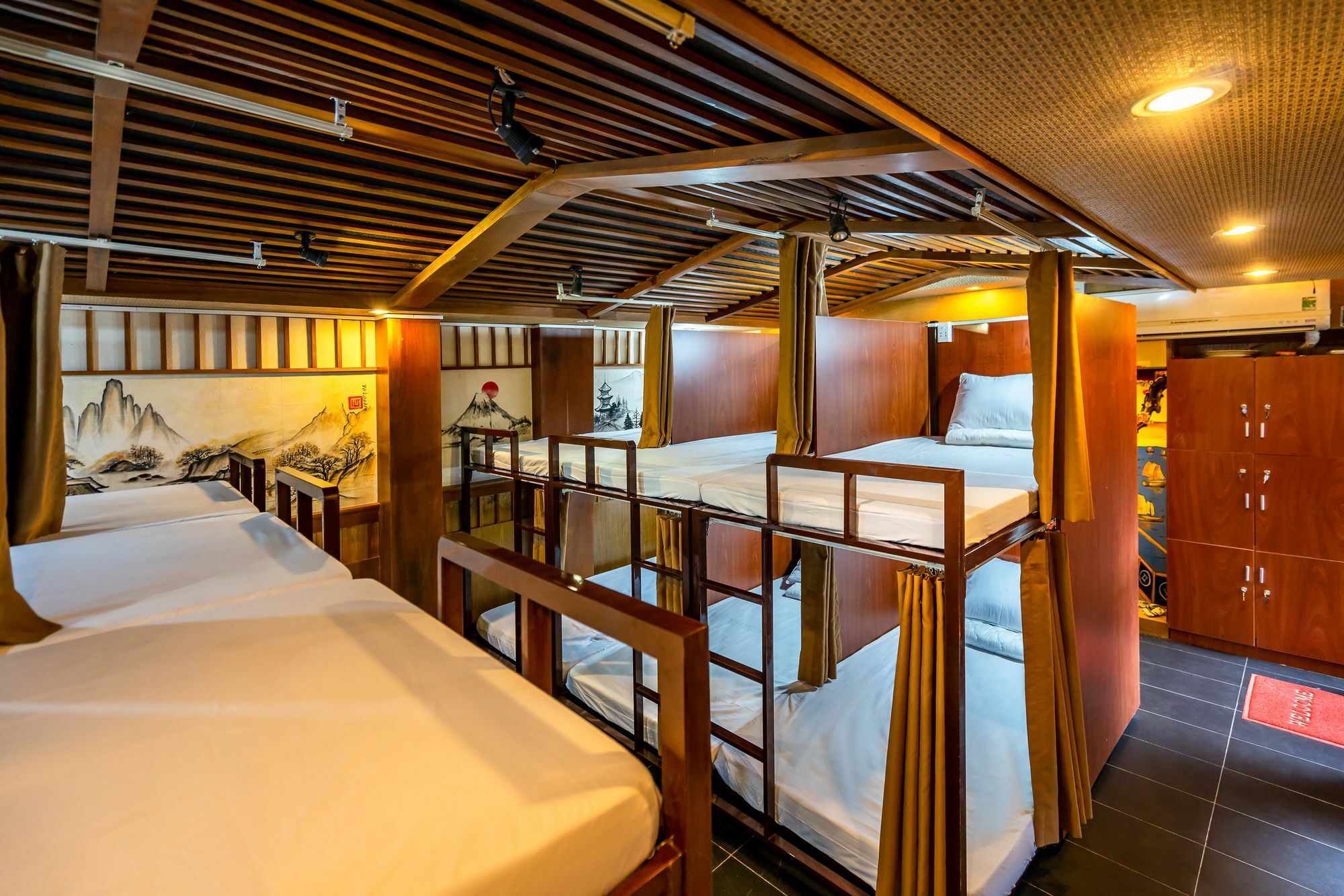 Saigon Capsule - Adults Only Khách sạn TP. Hồ Chí Minh
